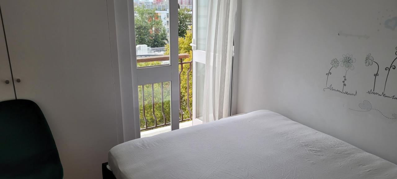 Comfy Near Metro & Airport * Lissabon