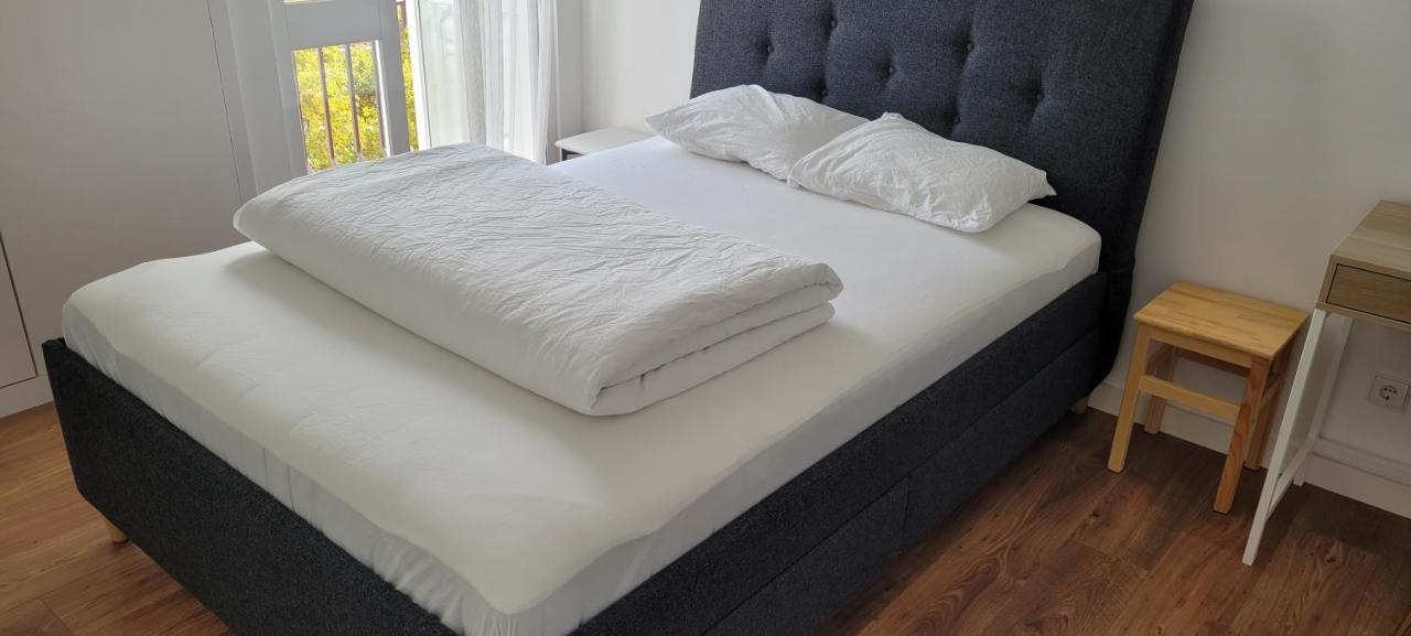 Comfy Near Metro & Airport Accommodatie bij particulieren Lissabon